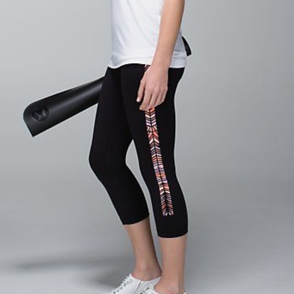 Lululemon Wunder Under Crop Black / Purple - Picture 1 of 3